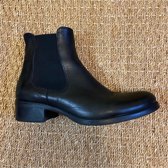 Browns Black Leather Chelsea Boots - Picture 3 of 11
